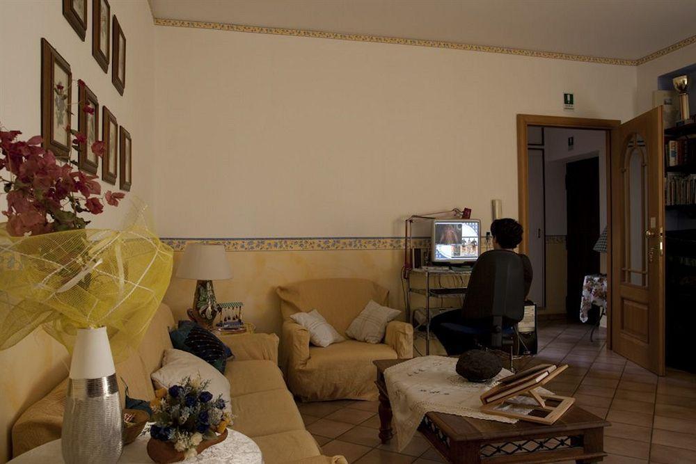 B&B Giuseppe Verdi CTA Exterior foto